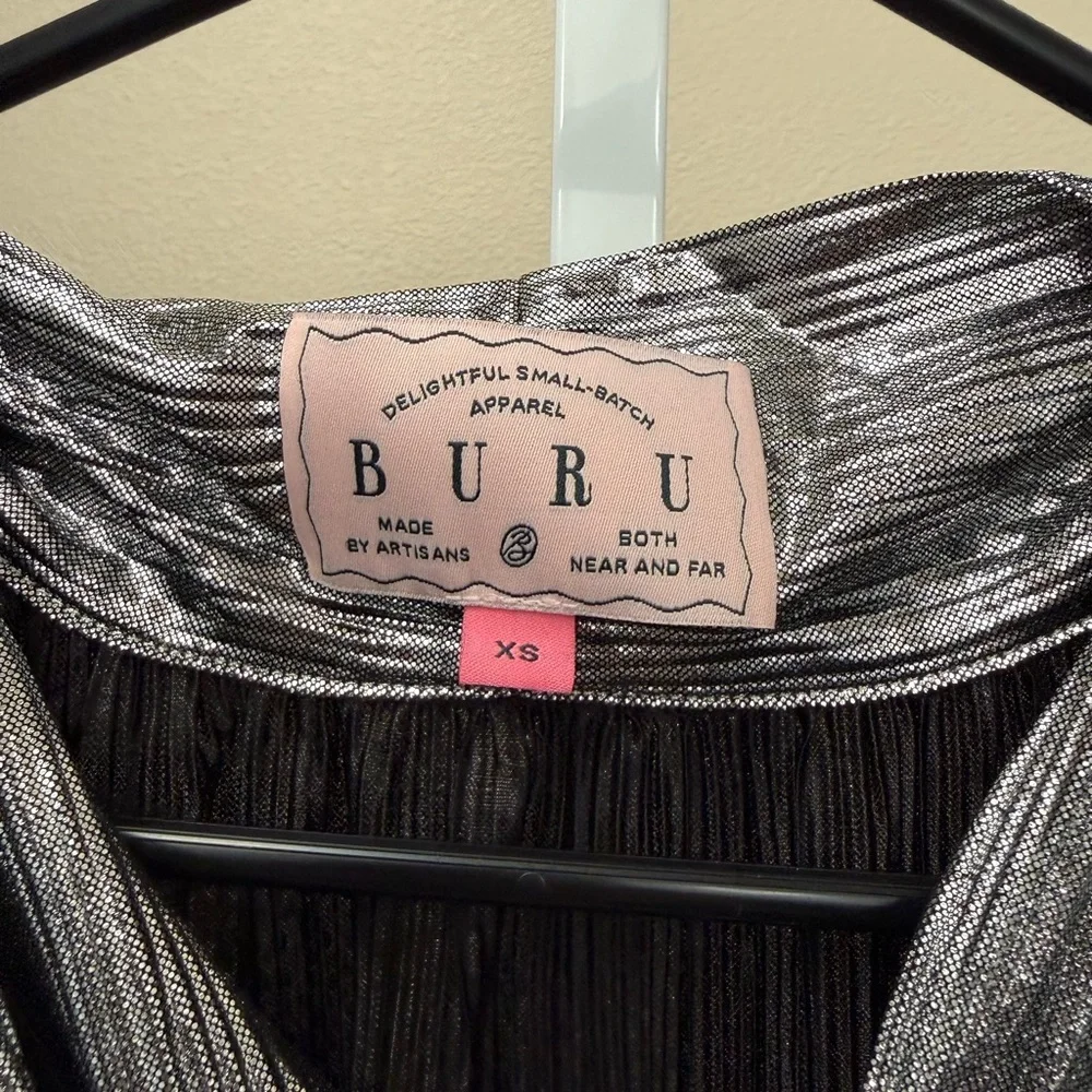 Buru metallic sleeveless bow blouse size XS - Picture 4 of 4